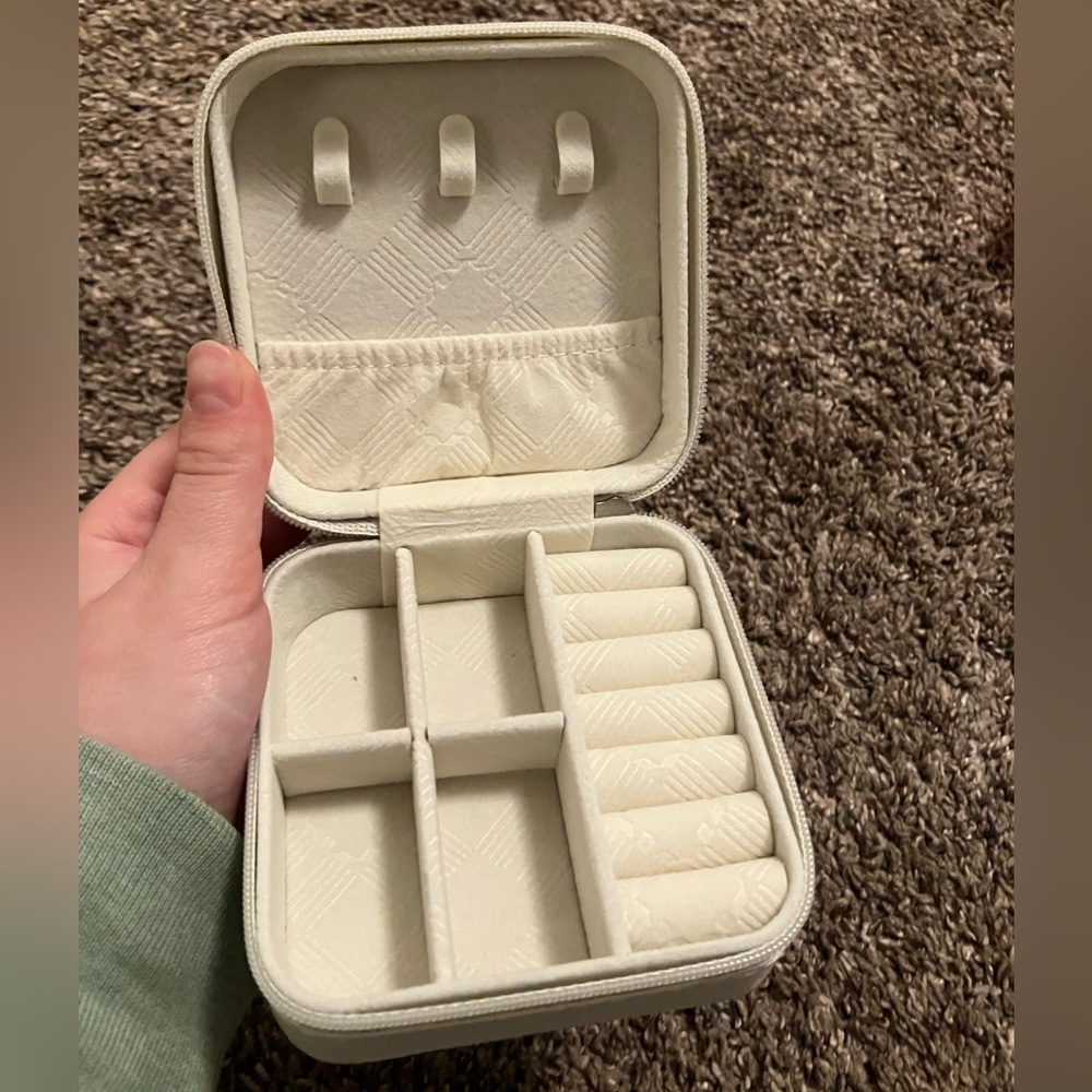 Travel Jewelry Organizer Box